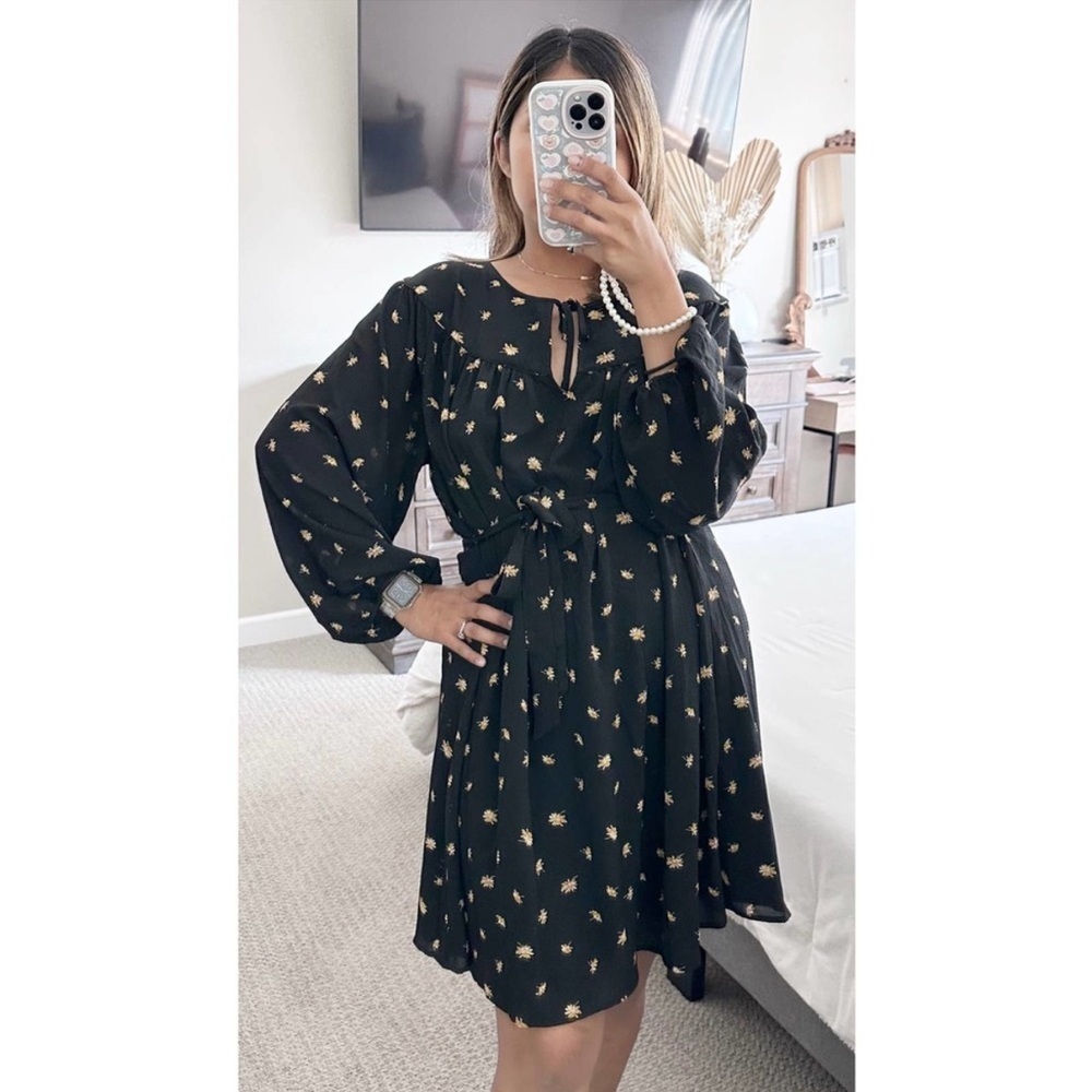MADEWELL tie-waist mini dress in french daisies - Picture 11 of 11